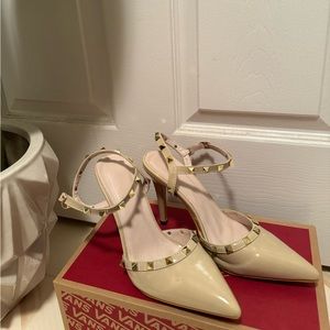 Beige Stiletto Heels Size 9